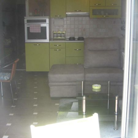 Appartamento Apartman Karla Crikvenica Esterno foto