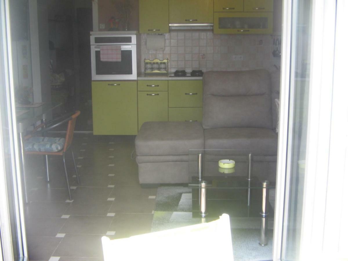 Appartamento Apartman Karla Crikvenica Esterno foto