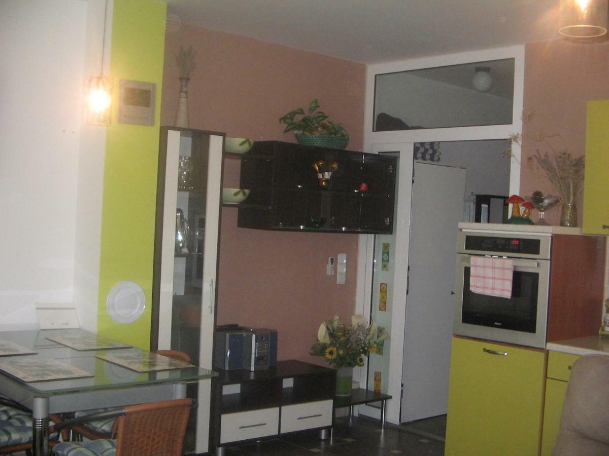 Appartamento Apartman Karla Crikvenica Esterno foto