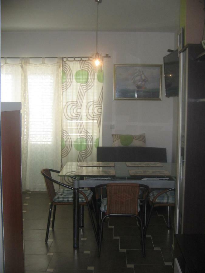 Appartamento Apartman Karla Crikvenica Esterno foto